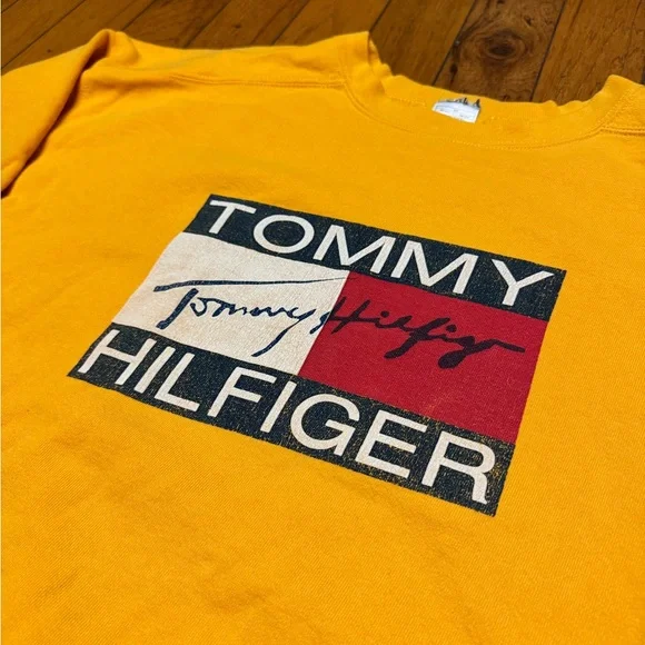 90's Tommy Hilfiger Bold Yellow Crewneck Sweater - Picture 2 of 6